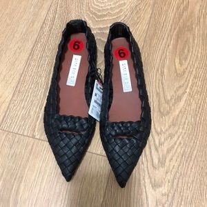 NWT! Black ballerina flats from Zara. Great for work or a basic look.
